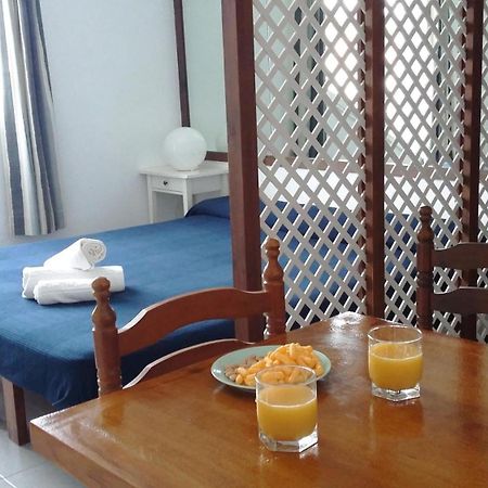 Estel Blanc Apartments - Adults Only Кала-эн-Бланес Экстерьер фото